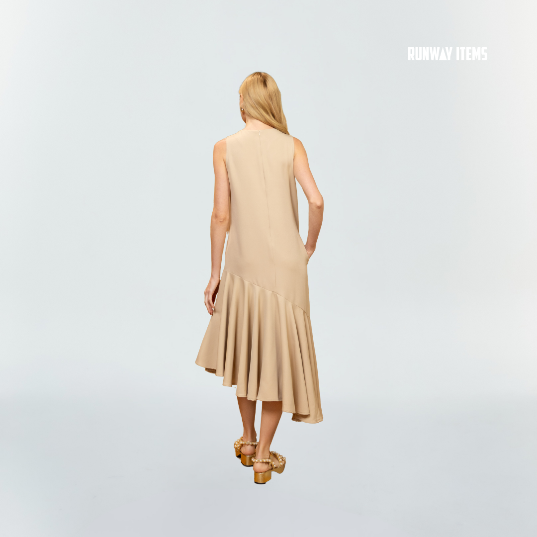 Long Sleeve Dress-Shirt with Asymmetric Hem