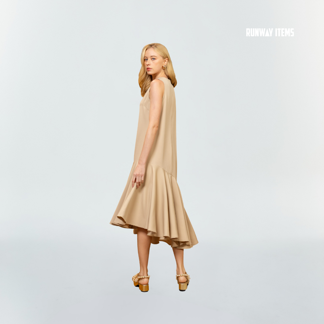 Long Sleeve Dress-Shirt with Asymmetric Hem