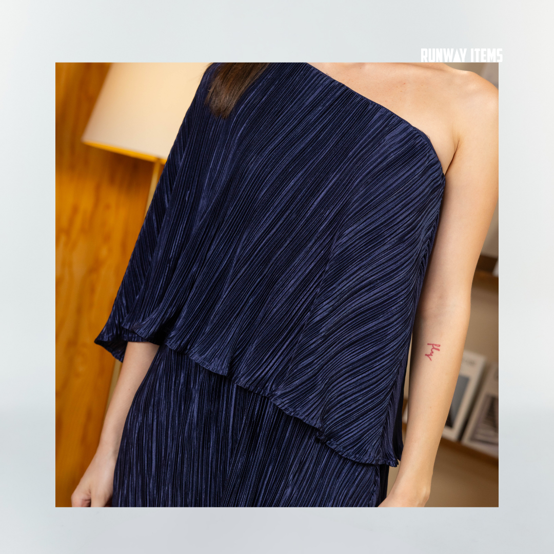 Off-Shoulder Tiered Ruffle Pleated Dress